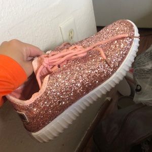 Sparkle shoes